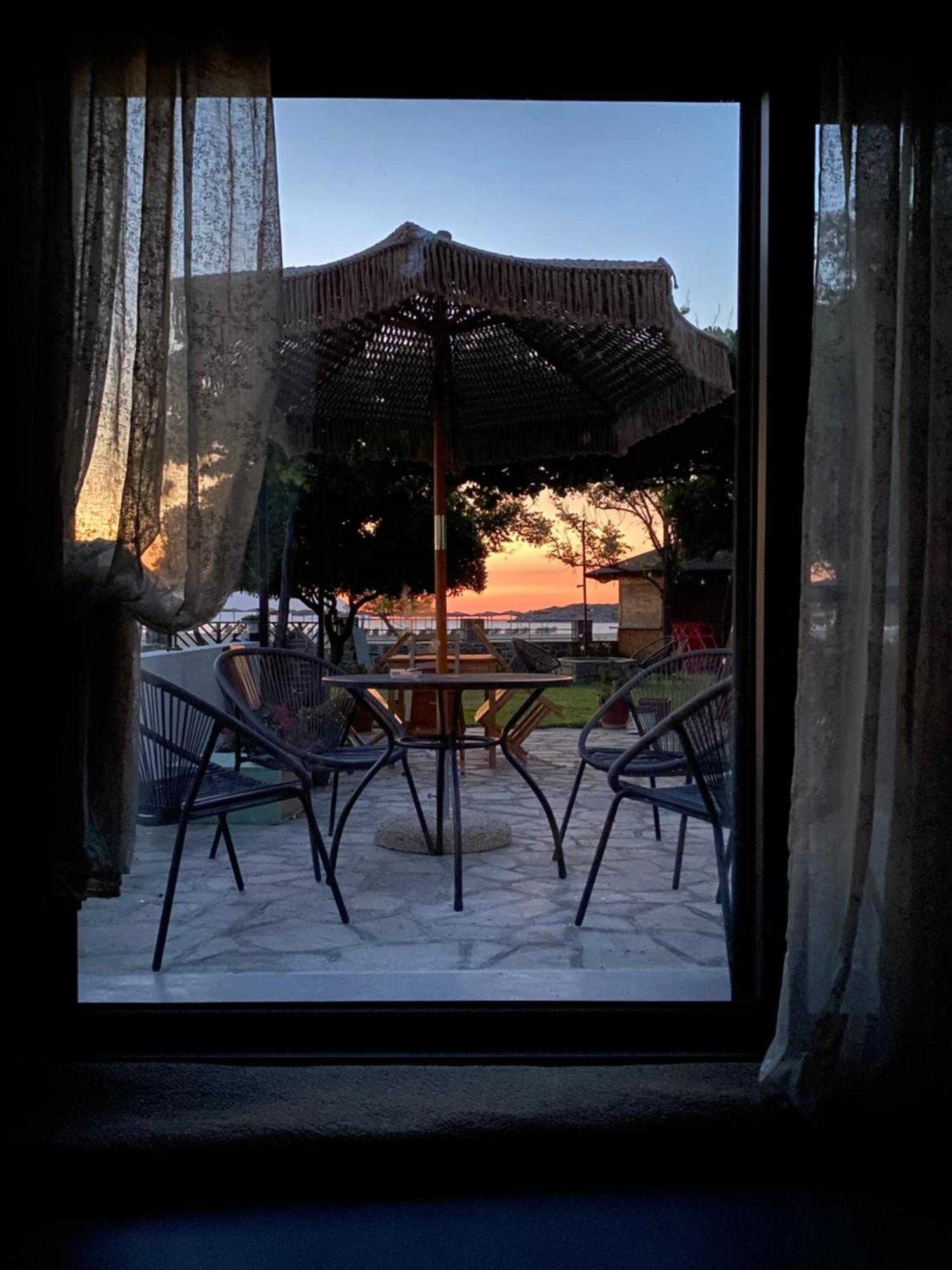 Akasti Slow Living Paralia Sikias Exteriér fotografie
