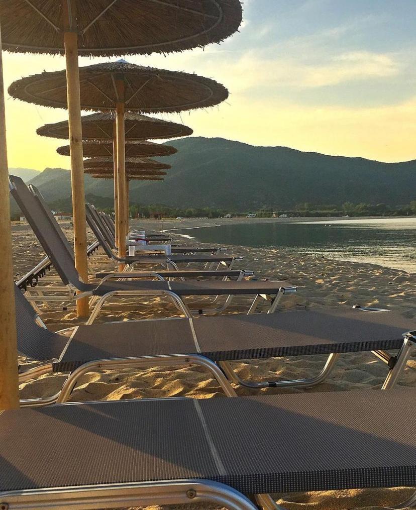Akasti Slow Living Paralia Sikias Exteriér fotografie